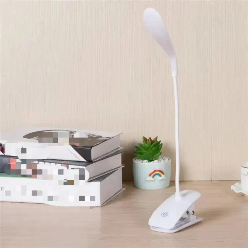 Lampka biurkowa USB z klipsem, – Photography Lighting Book recenzja i cena