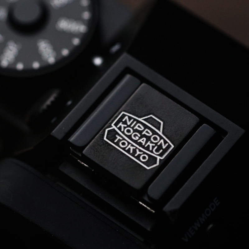 Osłona gorącej stopki aparatu  – Sony Camera A6400 recenzja i cena
